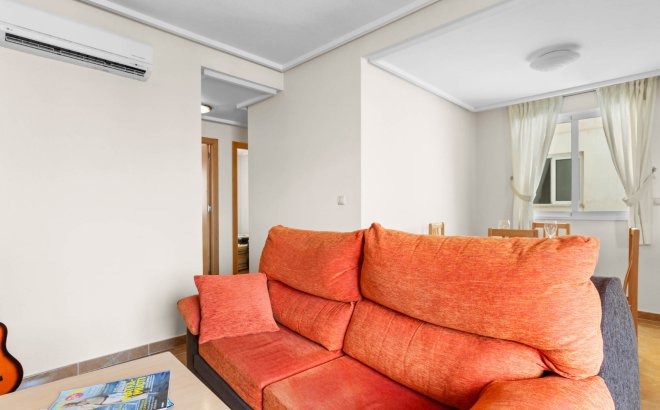 Resale - Apartment -
Torrevieja - Costa Blanca