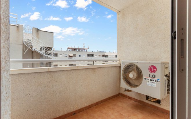 Resale - Apartment -
Torrevieja - Costa Blanca