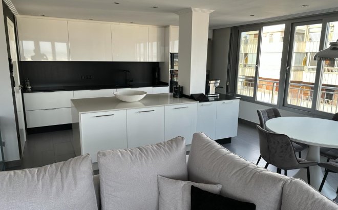 Revente - Penthouse -
Torrevieja - El Acequión - Los Náufragos