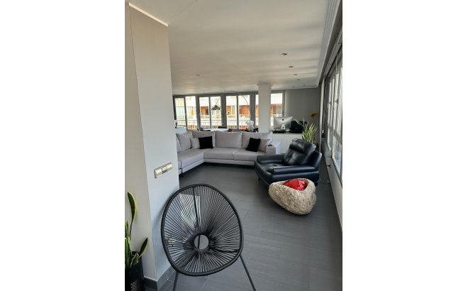 Revente - Penthouse -
Torrevieja - El Acequión - Los Náufragos