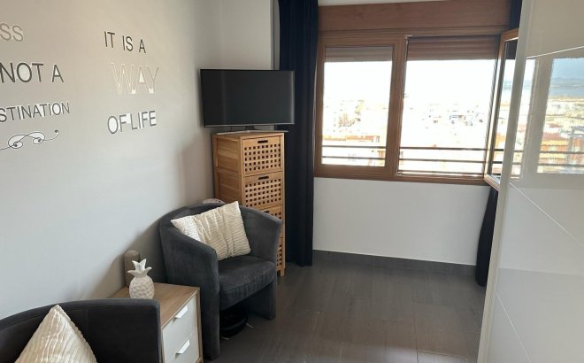 Revente - Penthouse -
Torrevieja - El Acequión - Los Náufragos