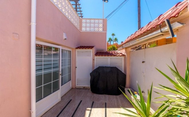 Resale - Town House -
Torrevieja - Los Frutales/ La Rosaleda