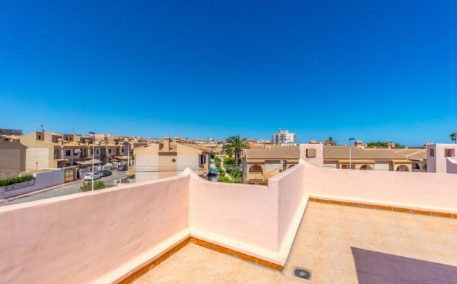 Resale - Town House -
Torrevieja - Los Frutales/ La Rosaleda