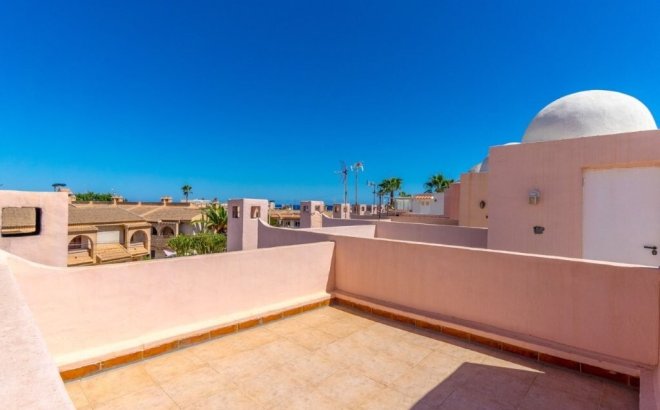 Resale - Town House -
Torrevieja - Los Frutales/ La Rosaleda