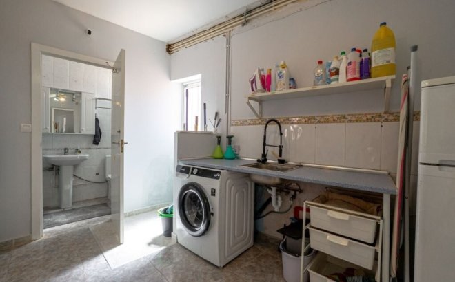 Resale - Town House -
Torrevieja - Los Frutales/ La Rosaleda