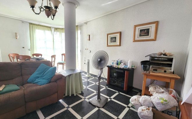 Resale - Apartment -
Torrevieja - Centro