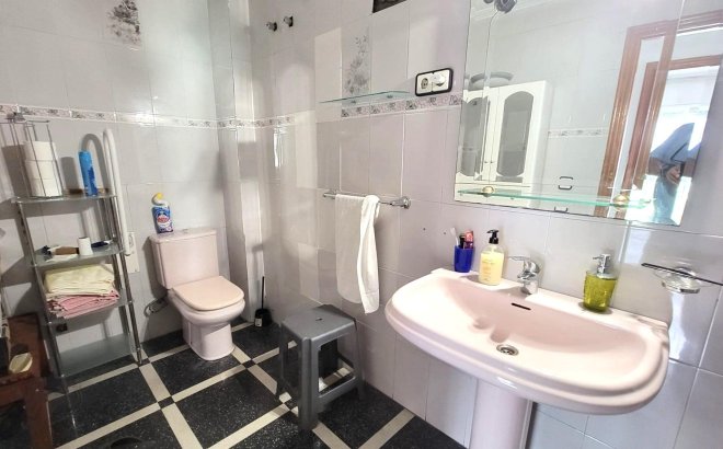 Resale - Apartment -
Torrevieja - Centro