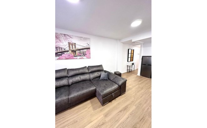 Resale - Apartment -
Torrevieja - Playa del Cura