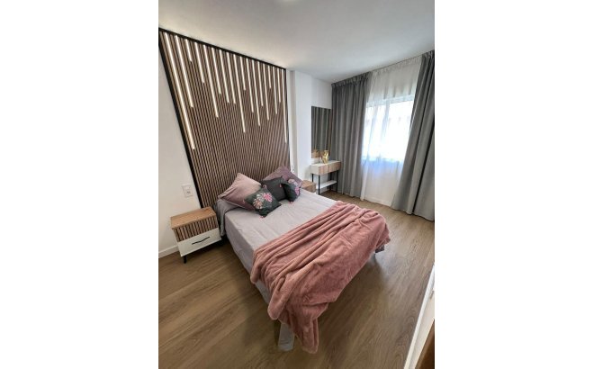 Resale - Apartment -
Torrevieja - Playa del Cura