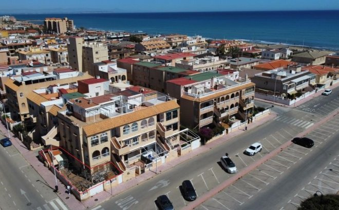 Resale - Bungalow -
Torrevieja - Costa Blanca