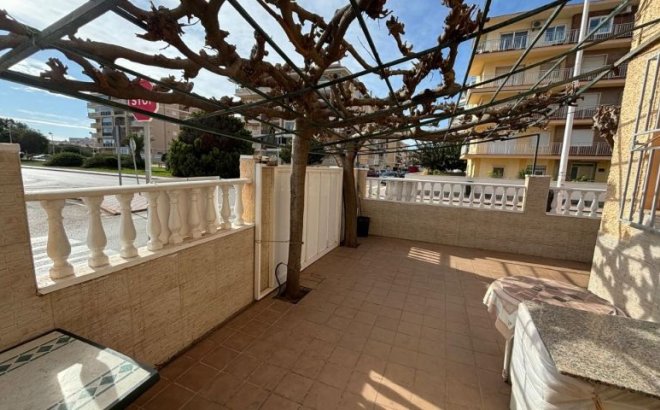 Resale - Bungalow -
Torrevieja - Costa Blanca