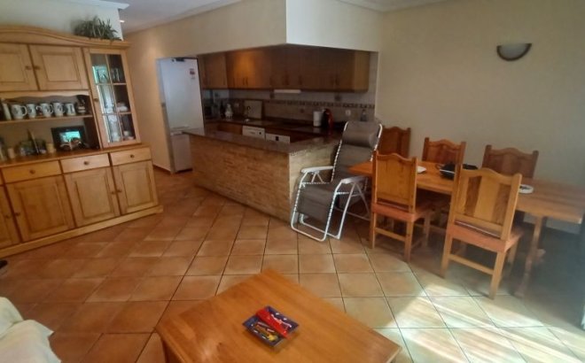 Resale - Bungalow -
Torrevieja - Costa Blanca