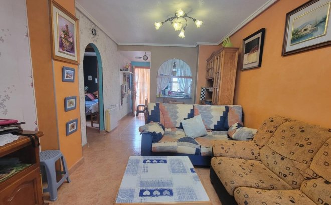 Resale - Apartment -
Torrevieja - Nueva Torrevieja