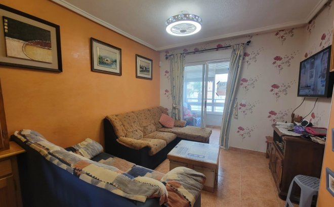 Resale - Apartment -
Torrevieja - Nueva Torrevieja