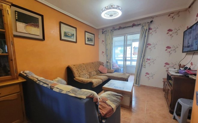 Resale - Apartment -
Torrevieja - Nueva Torrevieja
