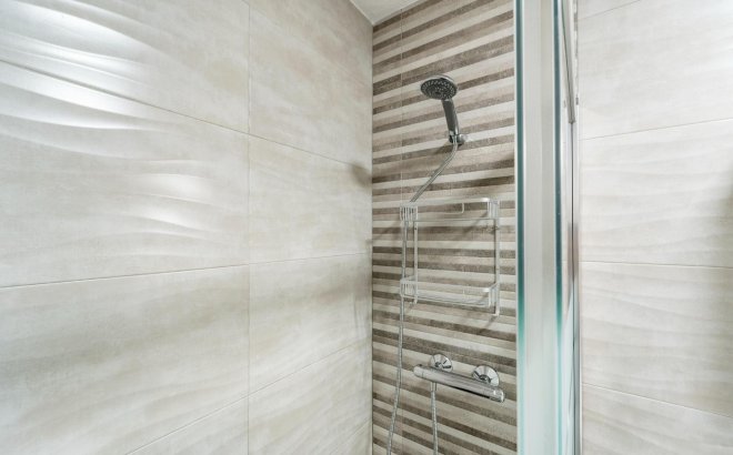 Resale - Dúplex -
Torrevieja - Playa De Los Naufragos