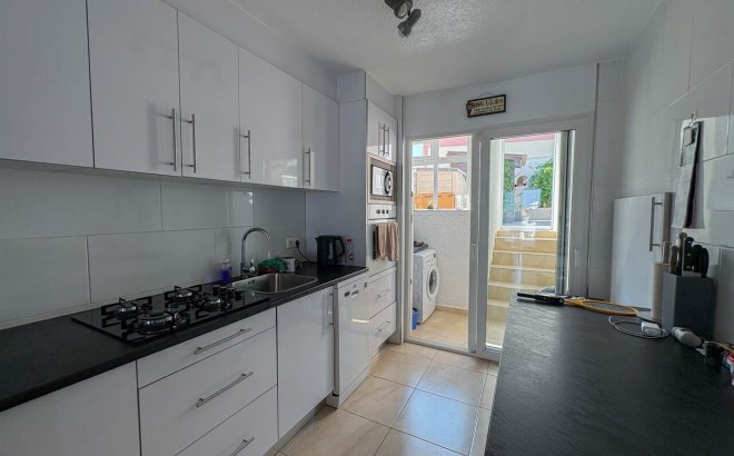 Herverkoop - Town House -
Torrevieja - Costa Blanca