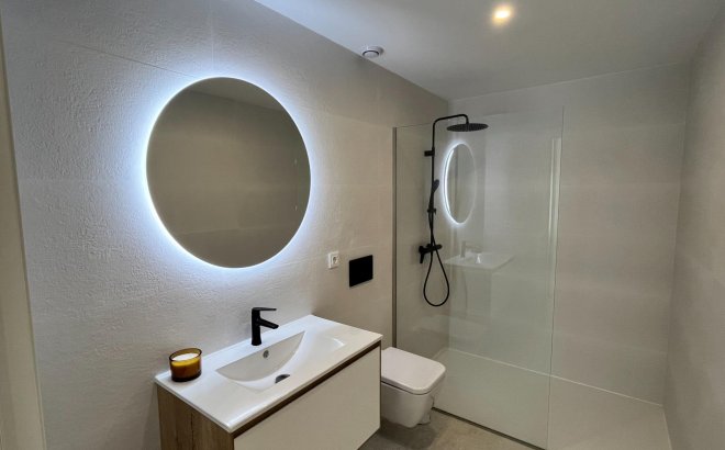 Resale - Apartment -
Torrevieja - Aguas Nuevas