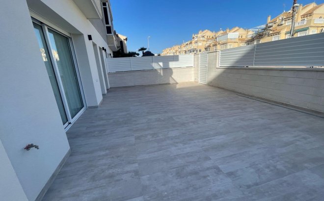 Resale - Apartment -
Torrevieja - Aguas Nuevas