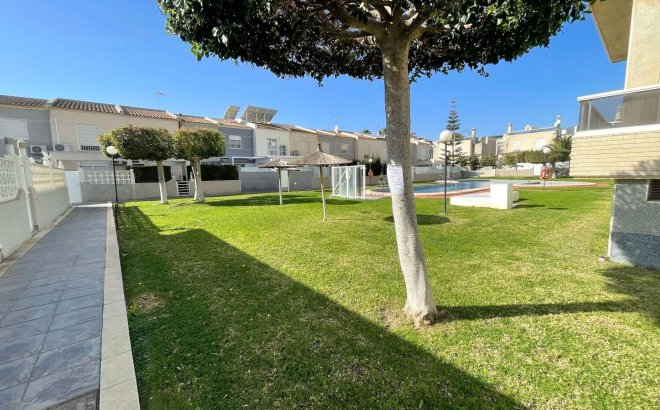 Resale - Apartment -
Torrevieja - Aguas Nuevas
