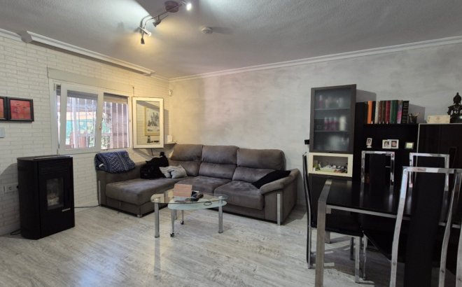 Resale - Town House -
Torrevieja - Costa Blanca