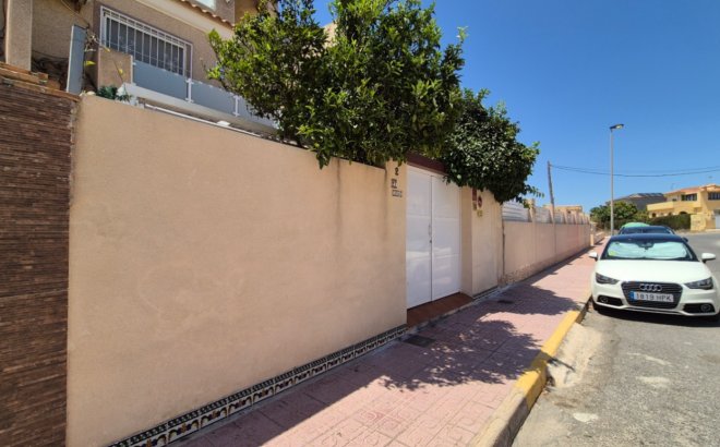 Resale - Town House -
Torrevieja - Costa Blanca