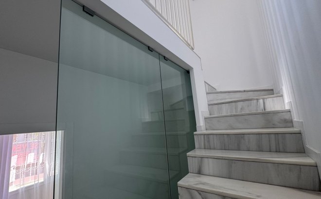 Revente - Semi Detached -
Torrevieja - Costa Blanca