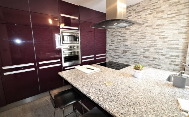 Resale - Penthouse -
Torrevieja - Playa De Los Naufragos