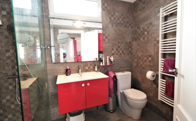 Resale - Penthouse -
Torrevieja - Playa De Los Naufragos