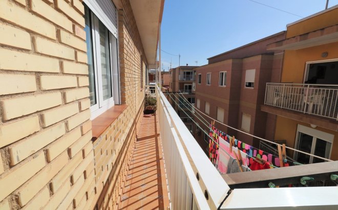 Resale - Penthouse -
Torrevieja - Playa De Los Naufragos