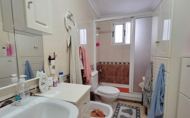 Resale - Apartment -
Torrevieja - Centro