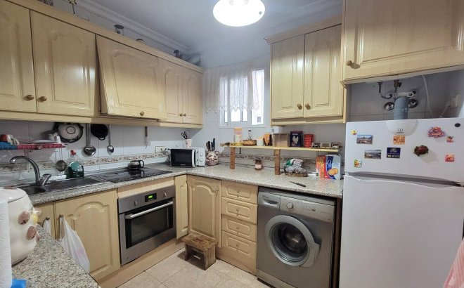 Resale - Apartment -
Torrevieja - Centro