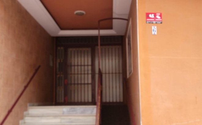 Resale - Apartment -
Torrevieja - Centro