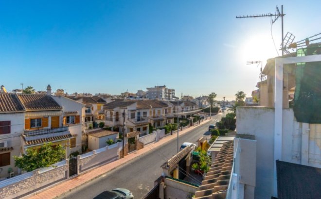 Herverkoop - Town House -
Torrevieja - Costa Blanca