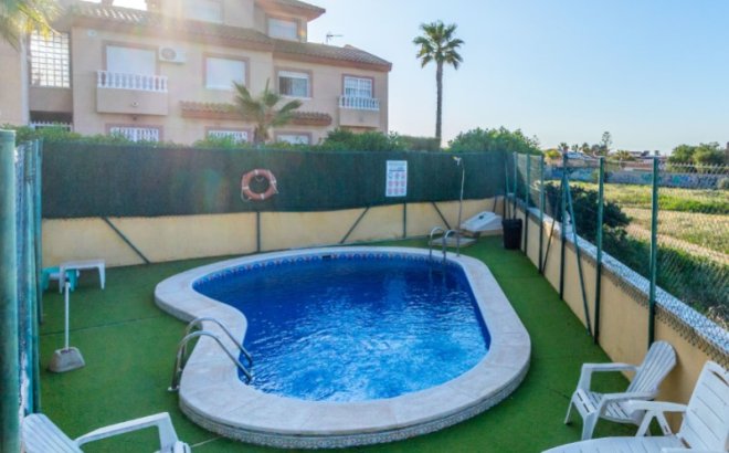 Herverkoop - Town House -
Torrevieja - Costa Blanca