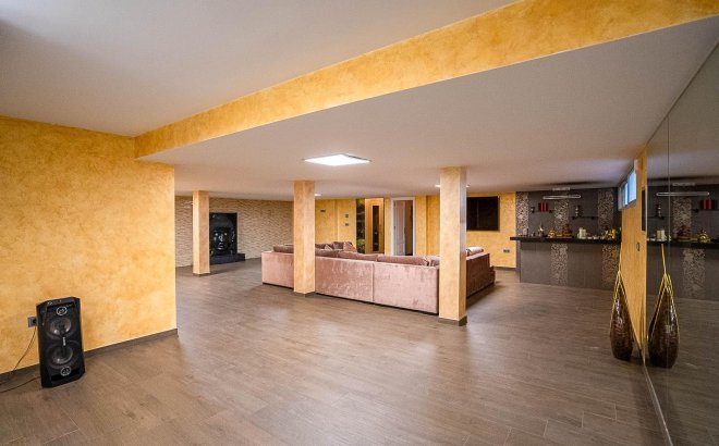 Herverkoop - Villa -
Torrevieja - Torre La Mata