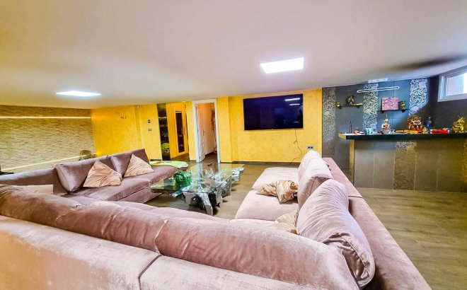 Herverkoop - Villa -
Torrevieja - Torre La Mata