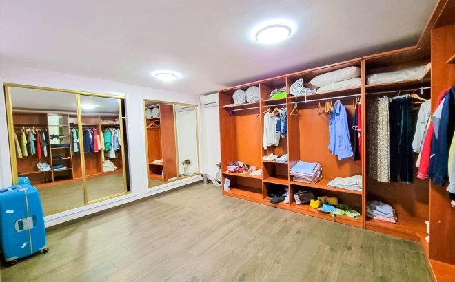 Herverkoop - Villa -
Torrevieja - Torre La Mata