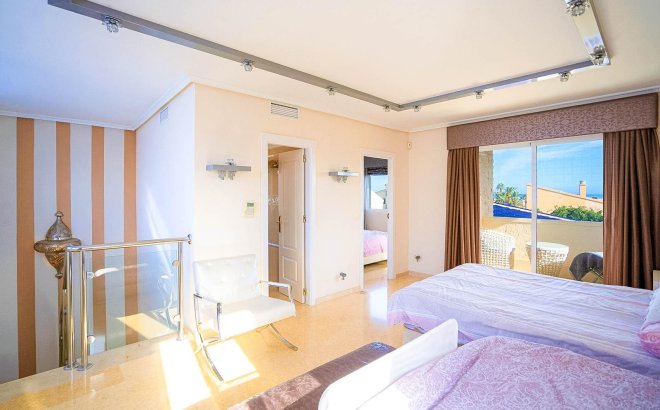 Herverkoop - Villa -
Torrevieja - Torre La Mata