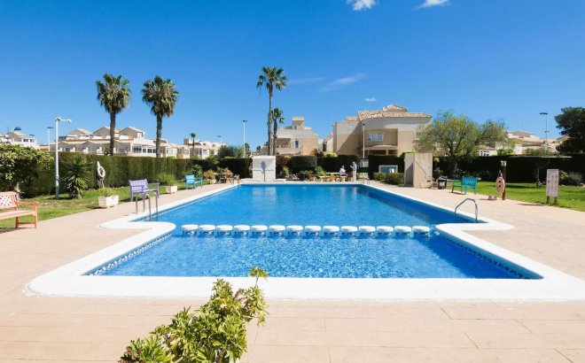 Herverkoop - Town House -
Torrevieja - Costa Blanca