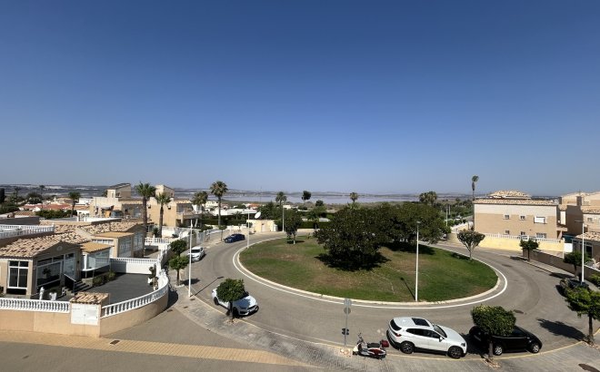 Herverkoop - Town House -
Torrevieja - Costa Blanca