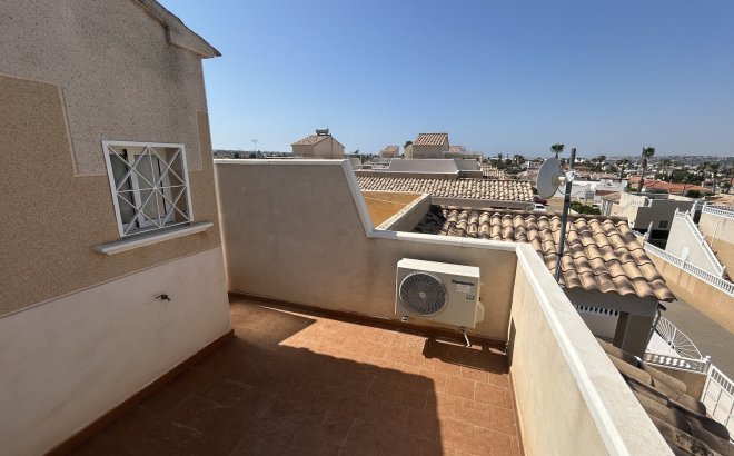 Herverkoop - Town House -
Torrevieja - Costa Blanca