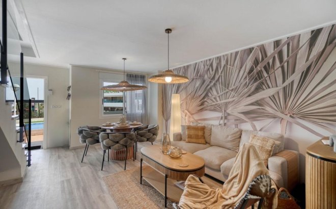 Resale - Dúplex -
Torrevieja - Los Balcones - Los Altos del Edén