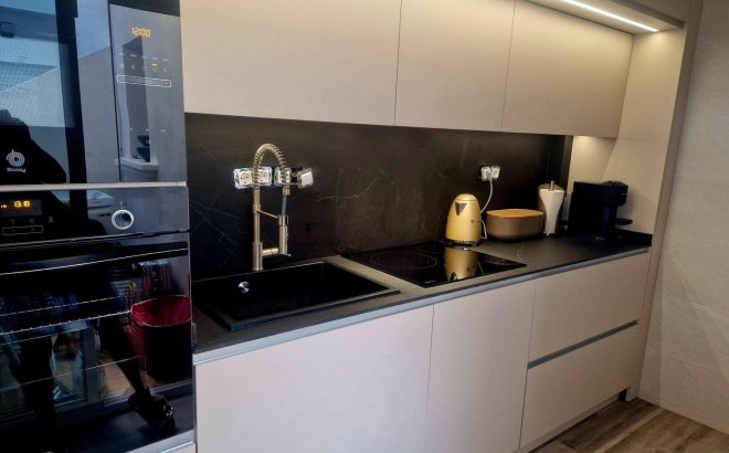 Resale - Dúplex -
Torrevieja - Los Balcones - Los Altos del Edén