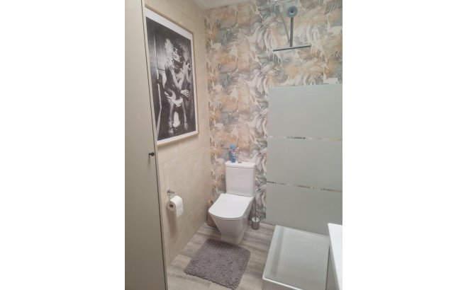 Resale - Dúplex -
Torrevieja - Los Balcones - Los Altos del Edén