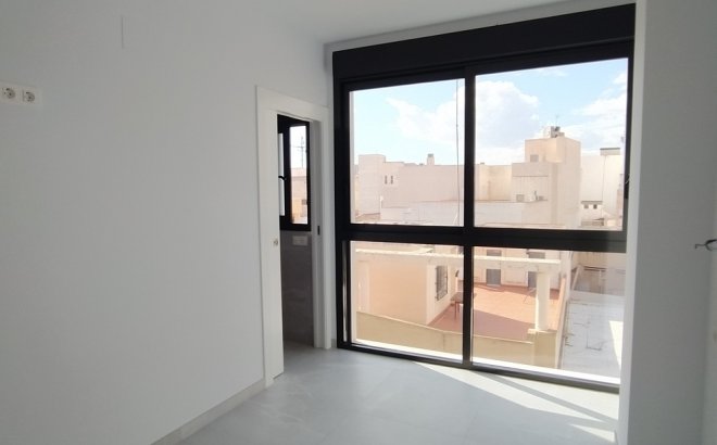 Resale - Apartment -
Torrevieja - CENTRE PLAYA DEL CURA LAS PISCINAS