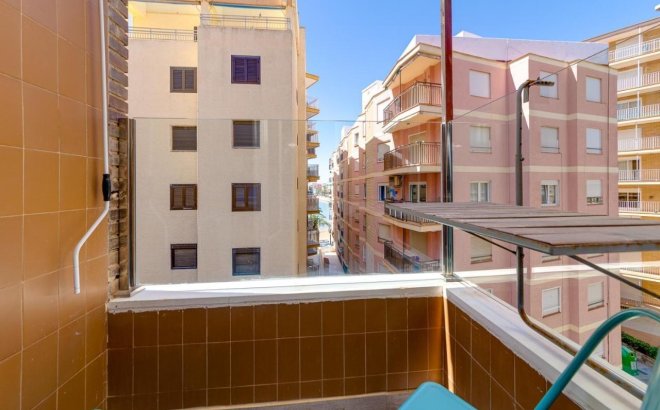 Resale - Apartment -
Torrevieja - Playa del Cura