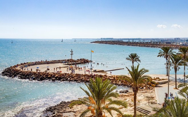 Resale - Apartment -
Torrevieja - Playa del Cura