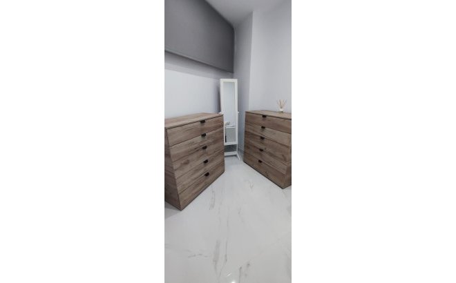 Resale - Apartment -
Torrevieja - Cabo Cervera