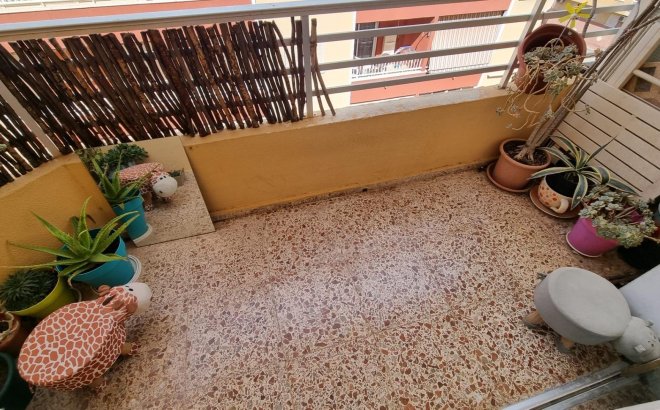 Resale - Apartment -
Torrevieja - Habaneras